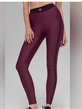 NWT Alo Yoga Airlift High-Waist 7/8 Line Up Legging - Burgundy Size XXS
